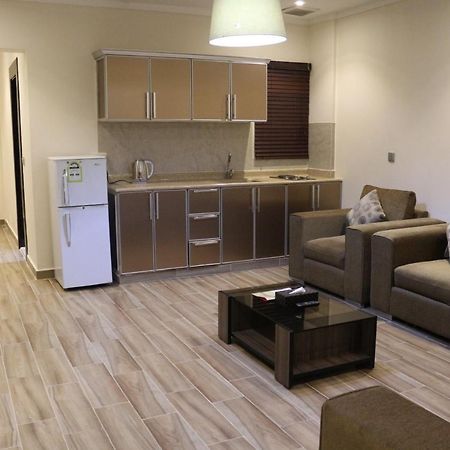 Valencia Hotel Suites Khobar Bagian luar foto