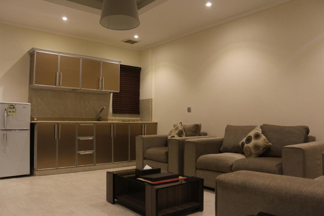 Valencia Hotel Suites Khobar Bagian luar foto
