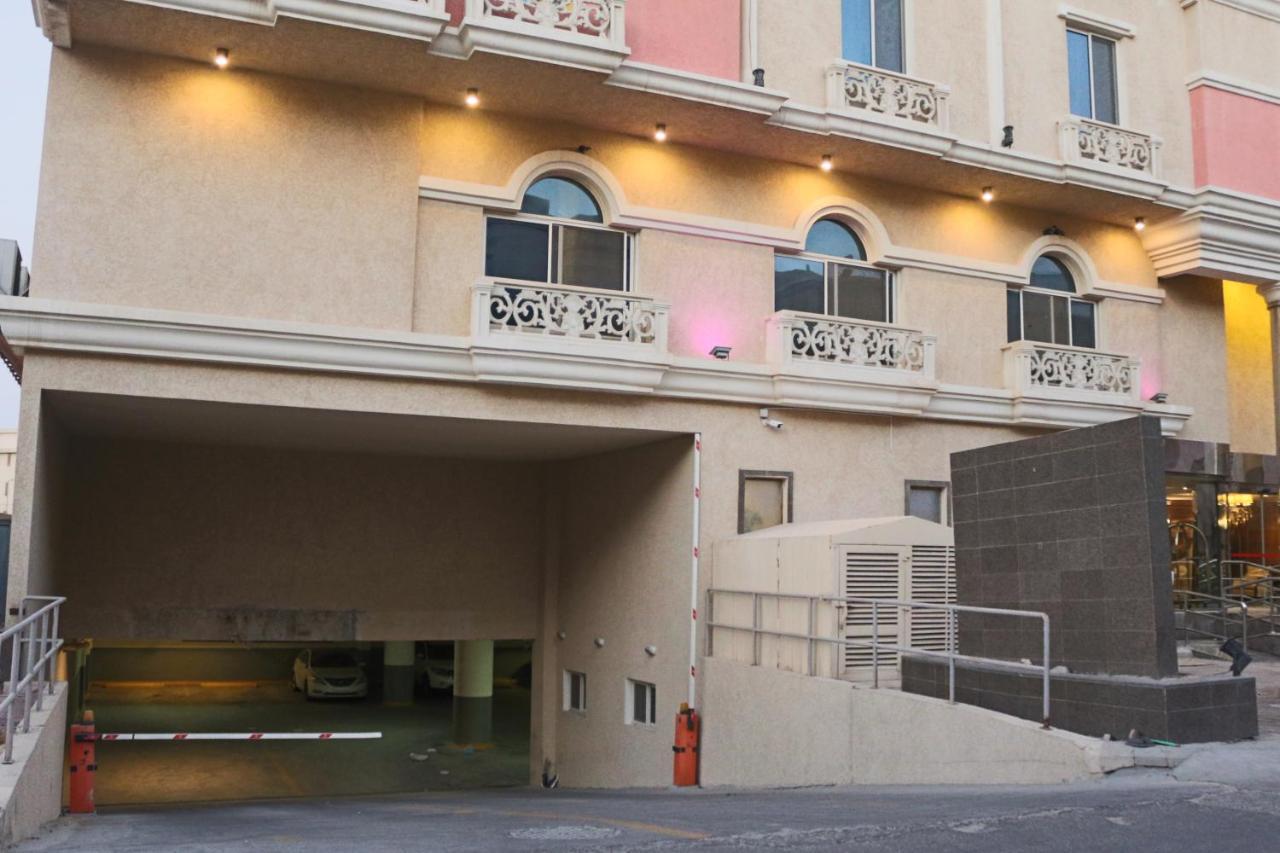Valencia Hotel Suites Khobar Bagian luar foto