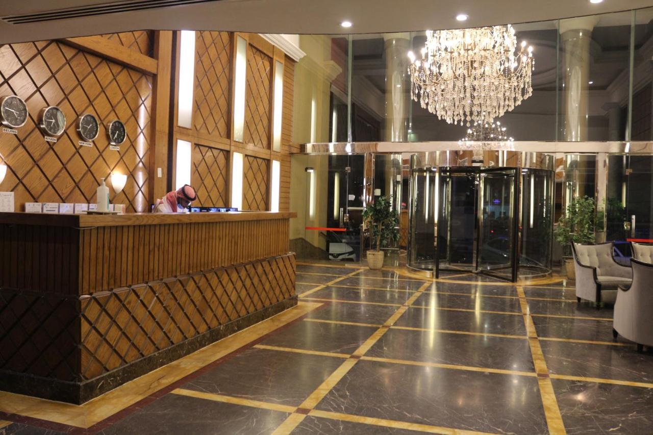Valencia Hotel Suites Khobar Bagian luar foto