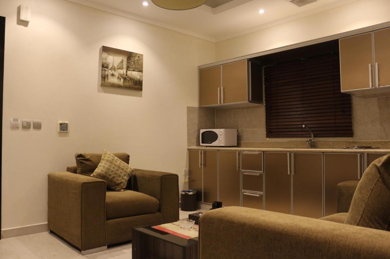 Valencia Hotel Suites Khobar Bagian luar foto