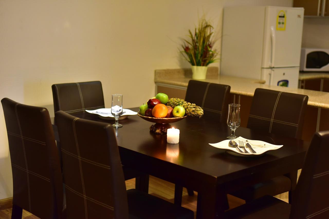 Valencia Hotel Suites Khobar Bagian luar foto