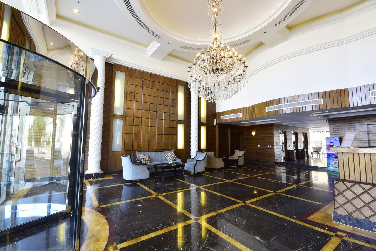 Valencia Hotel Suites Khobar Bagian luar foto