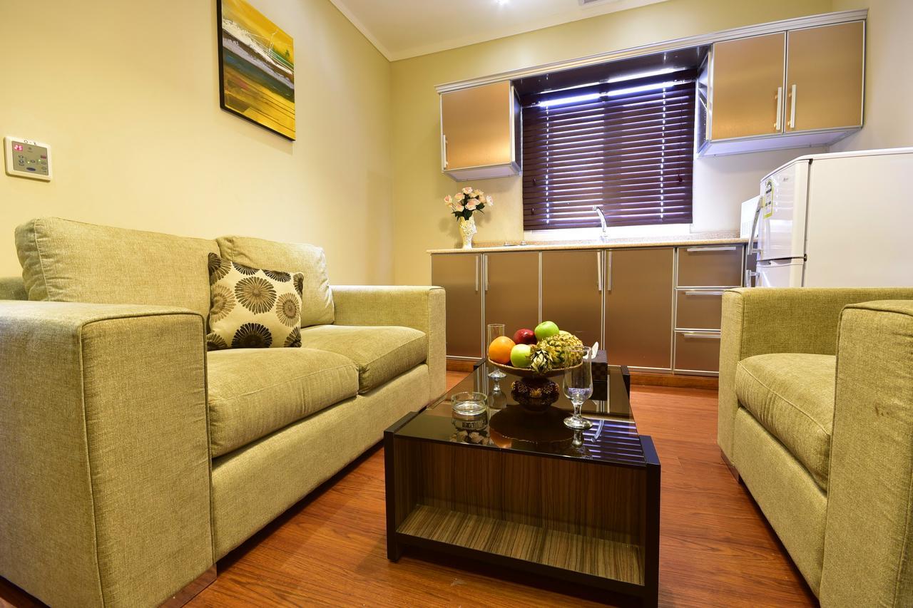 Valencia Hotel Suites Khobar Bagian luar foto